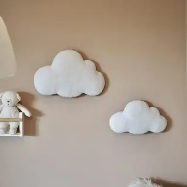 LITTLE LOUA KLEINE WOLK BOUCLE WIT 39X23CM