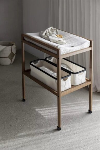QUAX LUIERTAFEL MORI WALNUT - BRUIN