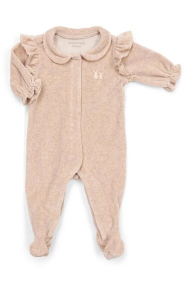 POETREE KRUIPPAKJE VELOURS MET RUFFELS CAMEL - BEIGE