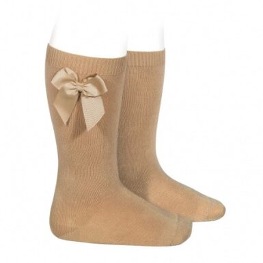 KNIEKOUSEN MET STRIK CAMEL - BRUIN