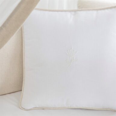 LIVING NATURE KUSSEN LINNEN COLLECTIE WIT