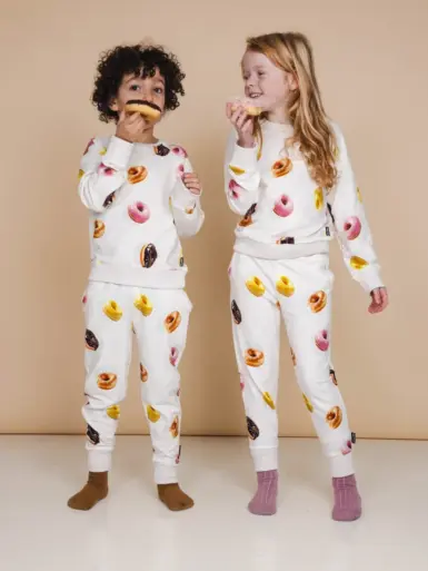 SNURK DONUTS SWEATER EN BROEK SET - WIT