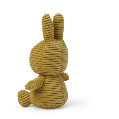 BON TON TOYS NIJNTJE ZITTEND CORDUROY GOUD GROEN 23 CM