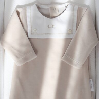 THEOPHILE & PATACHOU KRUIPPAKJE BORSTPLAAT BEIGE