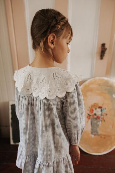 LOUISE MISHA KLEEDJE HEIDI CREAM MET BLAUWE STREPEN