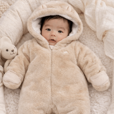FIRST BERENPAKJE TEDDY KAP + OORTJES SAND