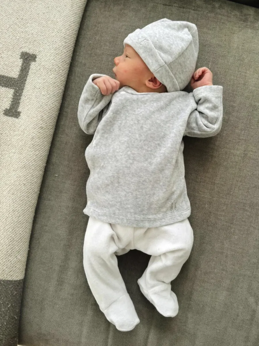 POETREE COMFY VELOURS BABY SET GREY MELANGE